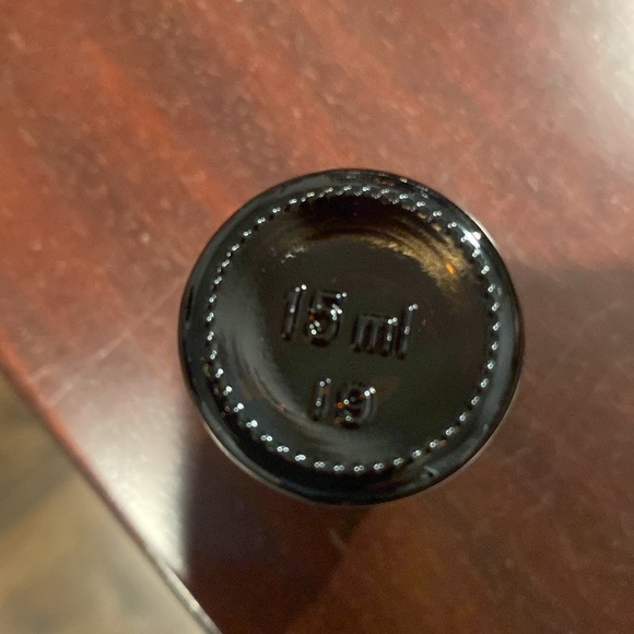 Essential Oil Sealed New. 15 ml - Picture 6 of 6